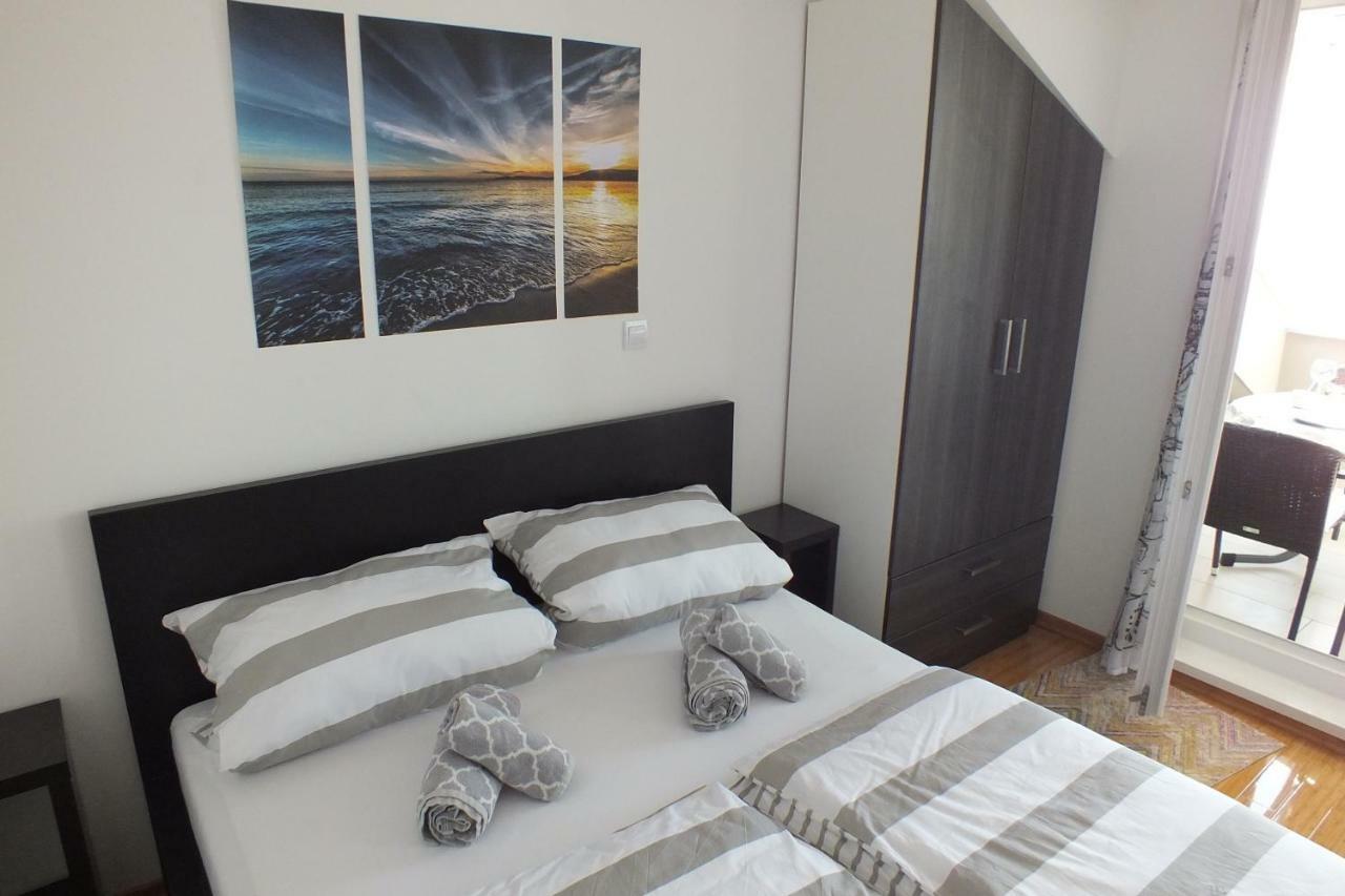 Apartment Silvija Novalja Buitenkant foto